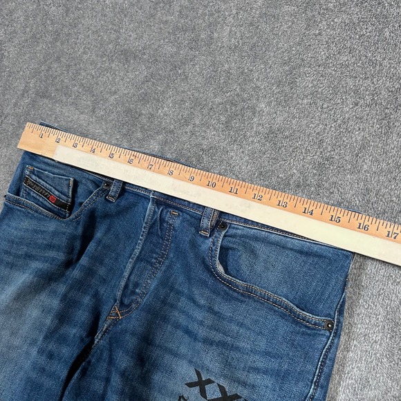 Diesel Denim Jeans Buster-P Regular Slim Tapered Graphic Print  Mens 31x29 - Picture 14 of 16